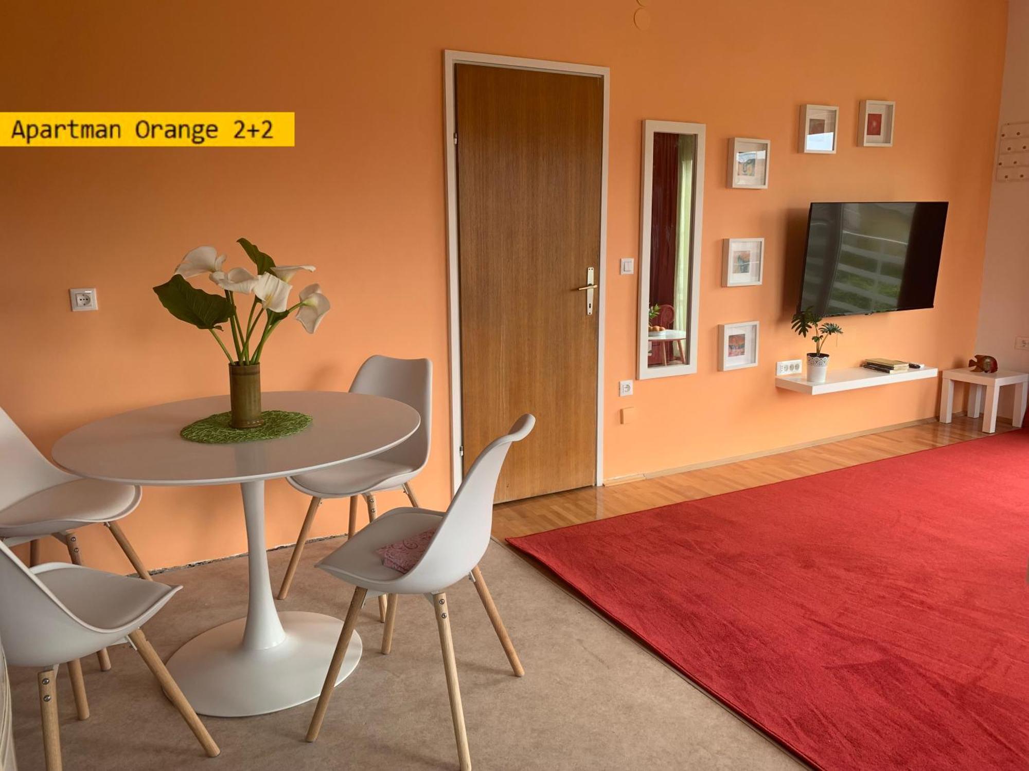 Apartments Garden House ポドゥゴラ 部屋 写真