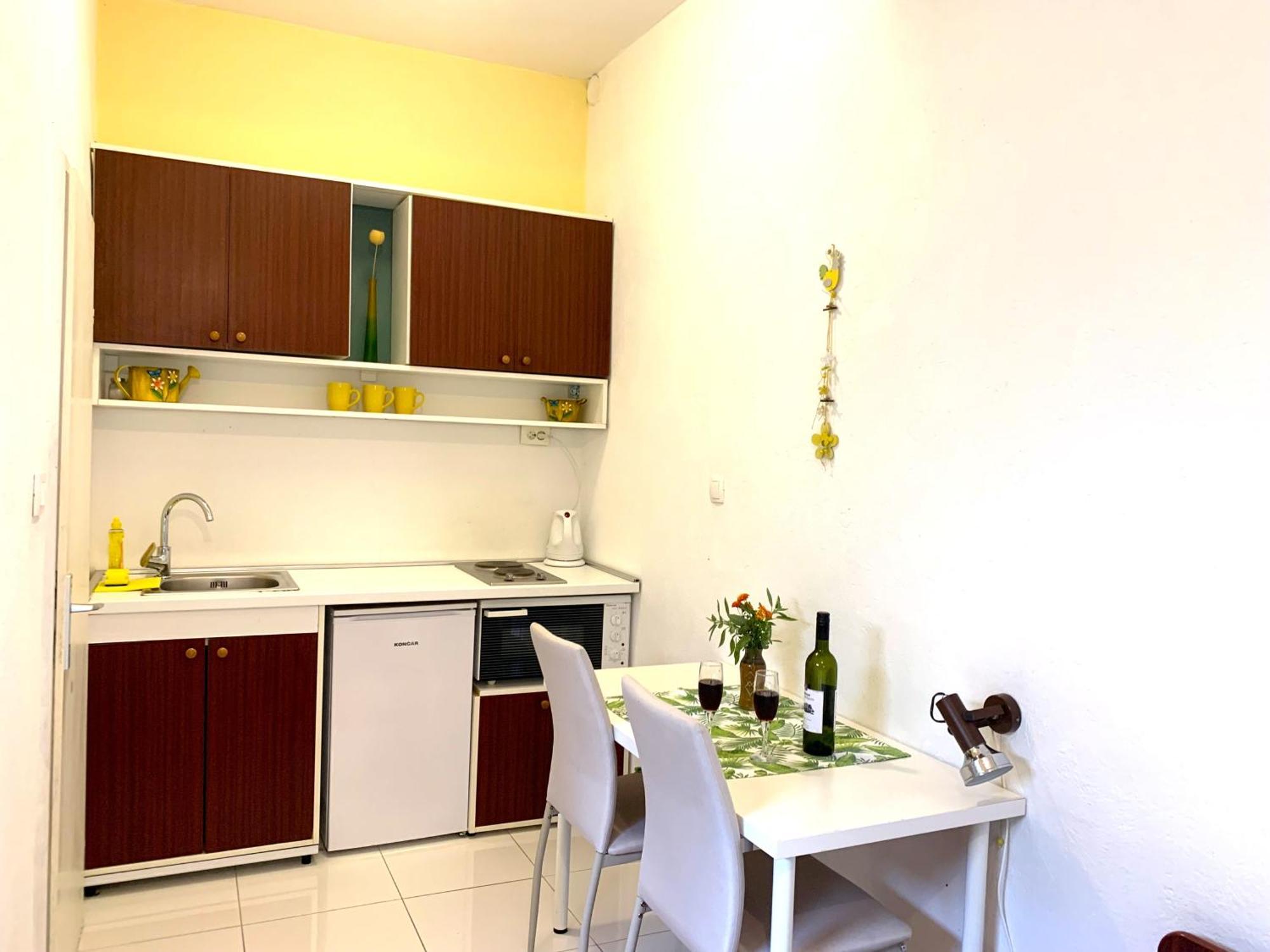 Apartments Garden House ポドゥゴラ 部屋 写真